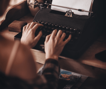9 B2C Lead Generation Tips to Attract More Customers Typewriter Image