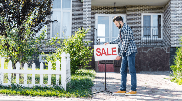 Examining the Latest Trends in New Home Sales Man Image